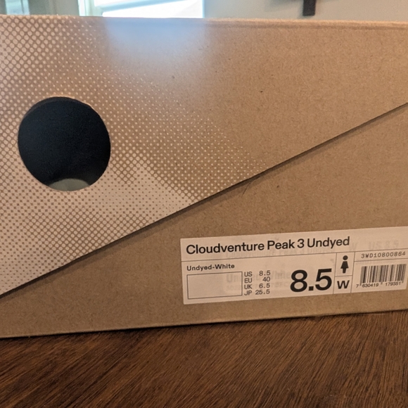 NIB ON Cloudventure Peak 3 Undyed - Women's 8.5 - Picture 6 of 6